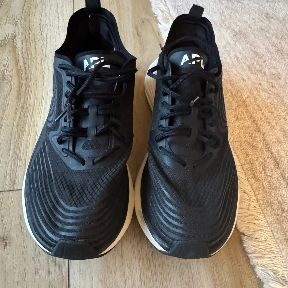 APL Women’s Sneaker - Picture 2 of 6